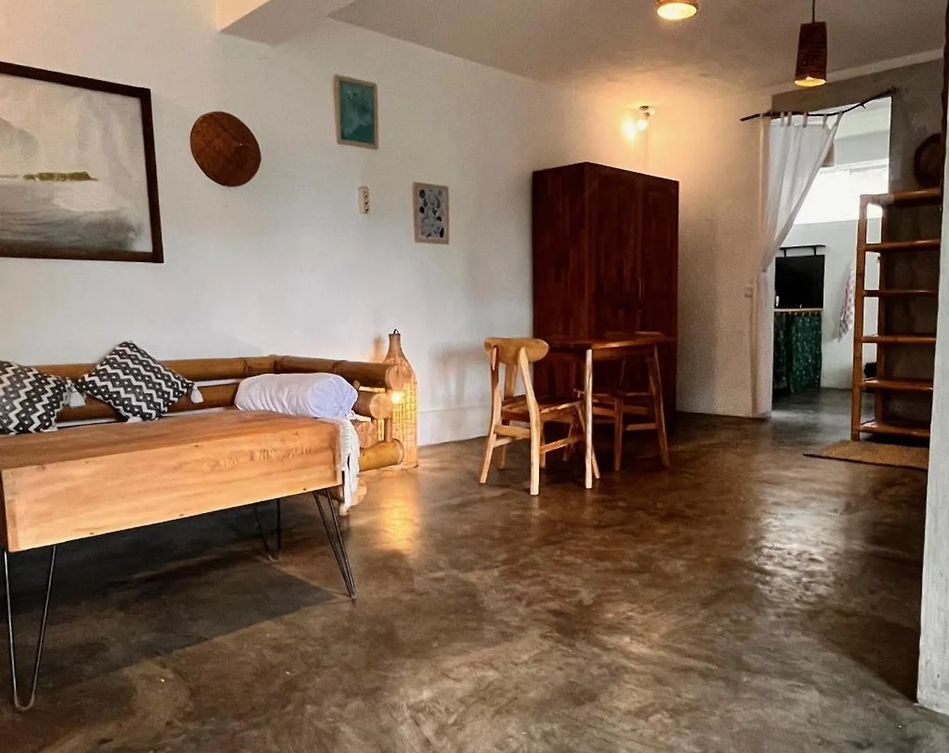 Vertical House Bali Улувату 0*,  Индонезия