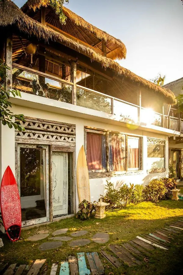 Lodge Vertical House Bali Uluwatu